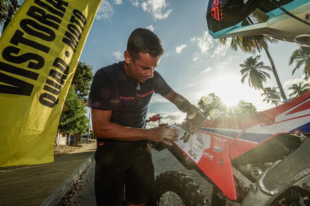 Largada Promocional do Cerapió anima a Praia do Cumbuco e marca início da temporada off-road 2024