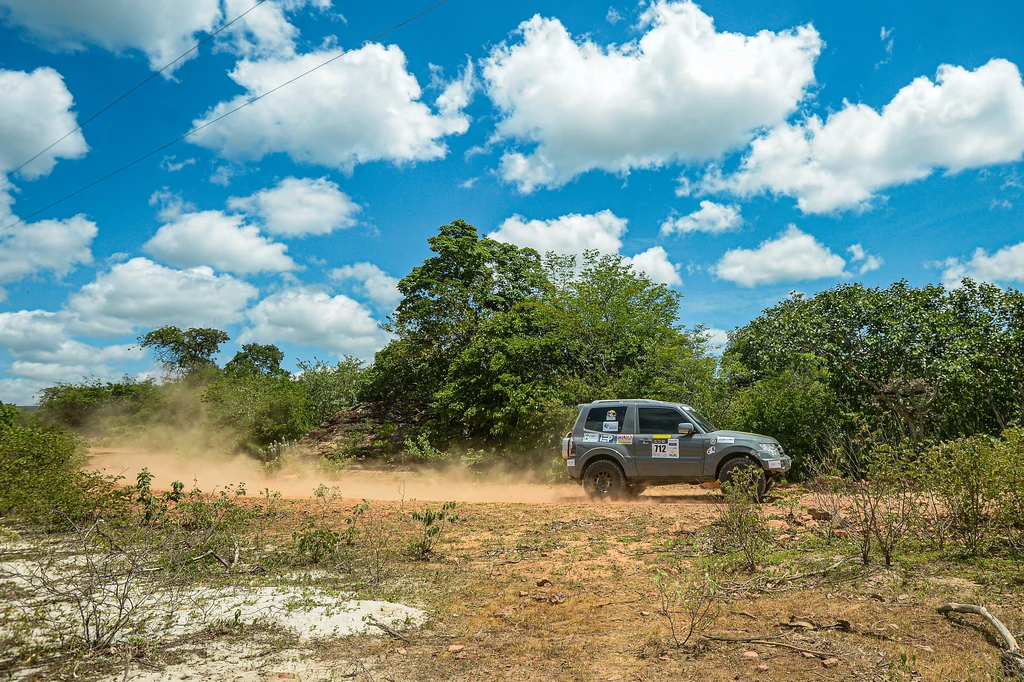 Surpresas da modalidade carros 4x4 começam logo na largada desta sexta-feira